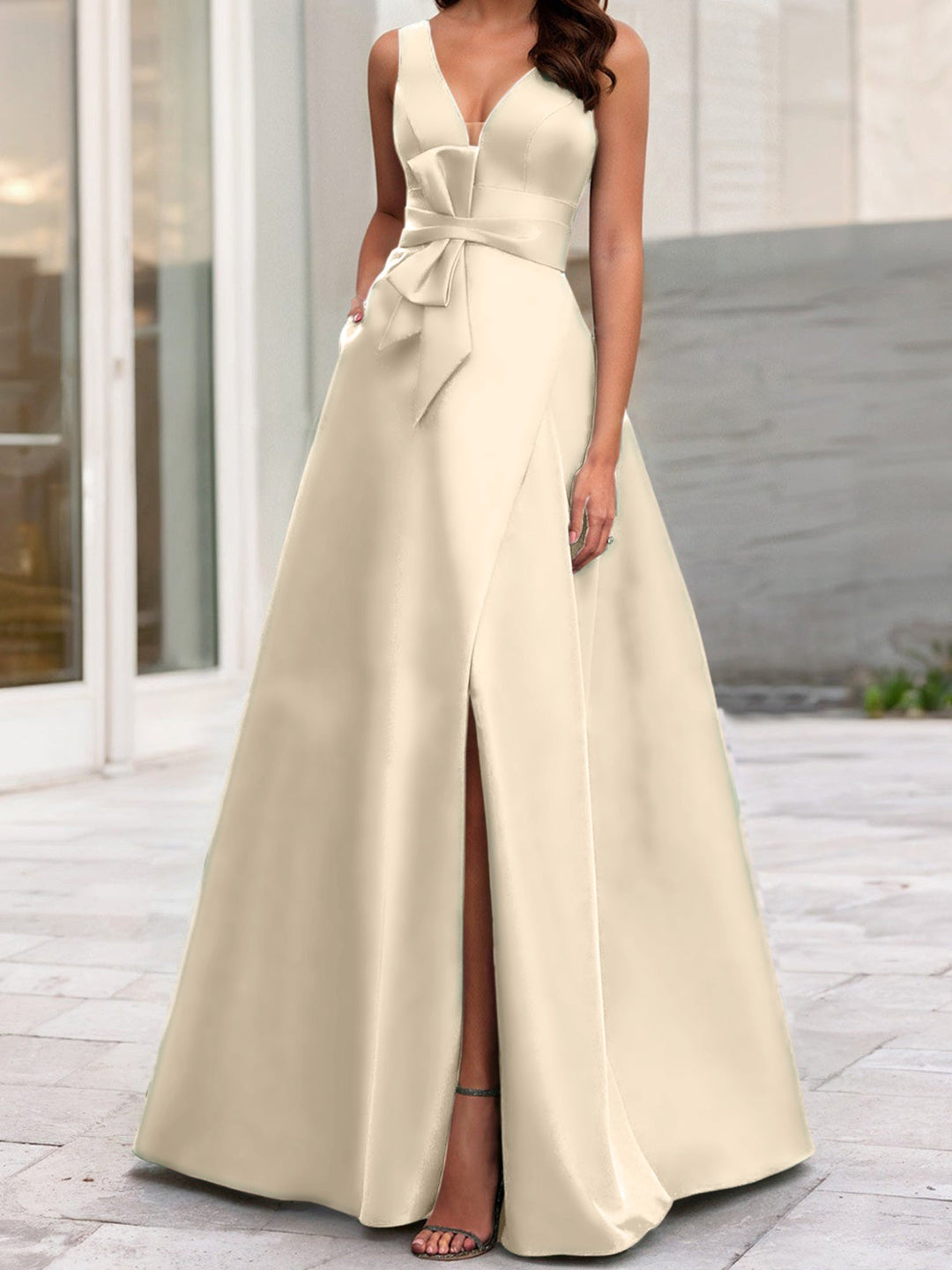 Robe de Mère de la Mariée Coupe A-Line/Princess à Col en V Sans Manches avec Fente Sur le Côté