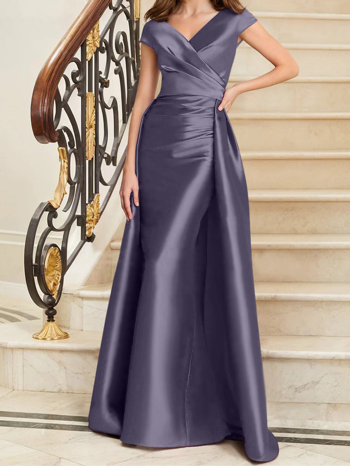 Robe de Mère de la Mariée en Satin Sans Manches à Col en V et Gaine/Colonne