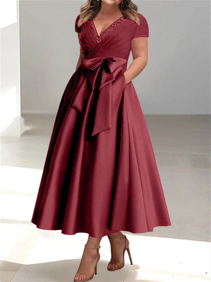 Robes de Mère de la Mariée Grande Taille à Col en V et Coupe Princesse avec Poches et Volants