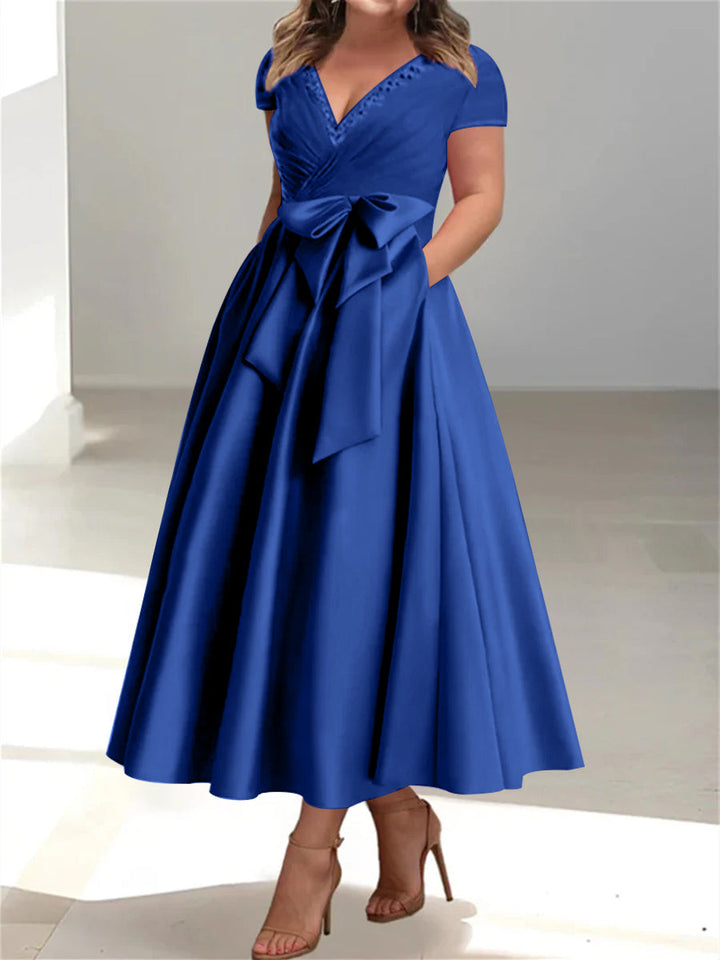 Robes de Mère de la Mariée Grande Taille à Col en V et Coupe Princesse avec Poches et Volants