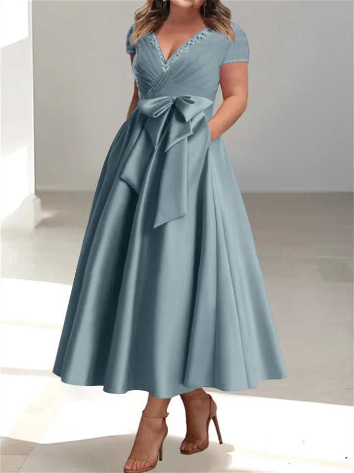 Robes de Mère de la Mariée Grande Taille à Col en V et Coupe Princesse avec Poches et Volants