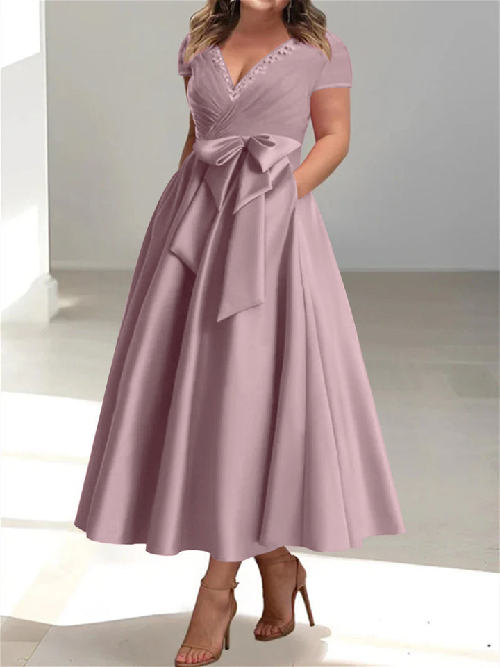Robes de Mère de la Mariée Grande Taille à Col en V et Coupe Princesse avec Poches et Volants