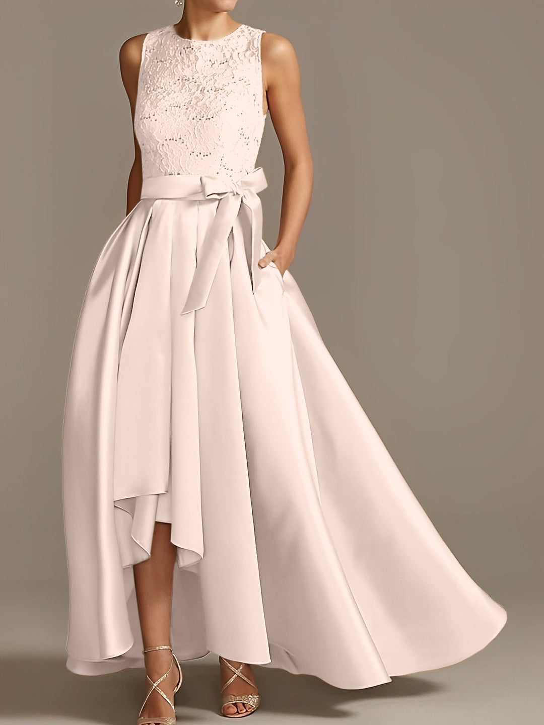 Robe de Mère de la Mariée Asymétrique Sans Manches à Col en V et à Plis