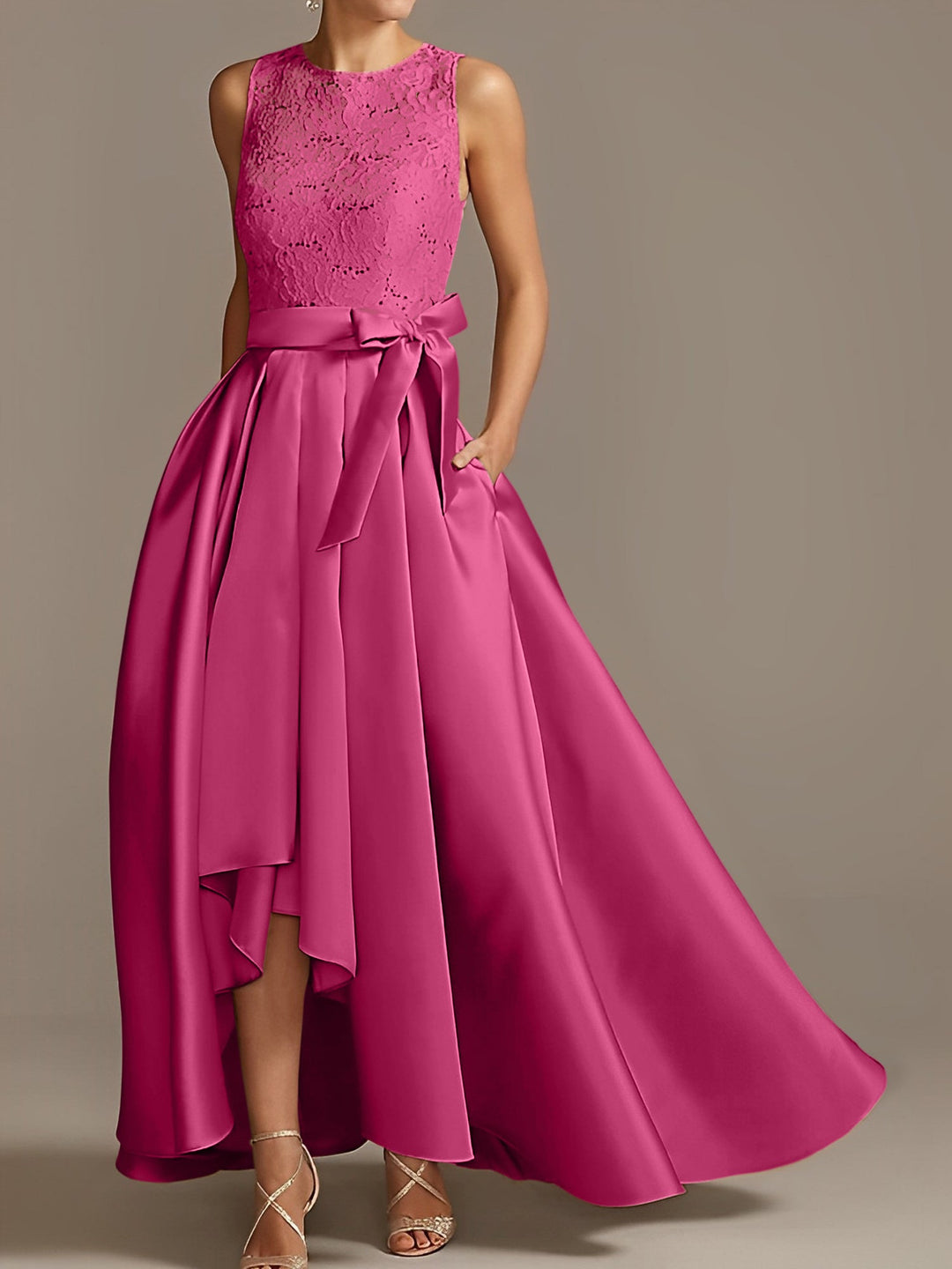 Robe de Mère de la Mariée Asymétrique Sans Manches à Col en V et à Plis