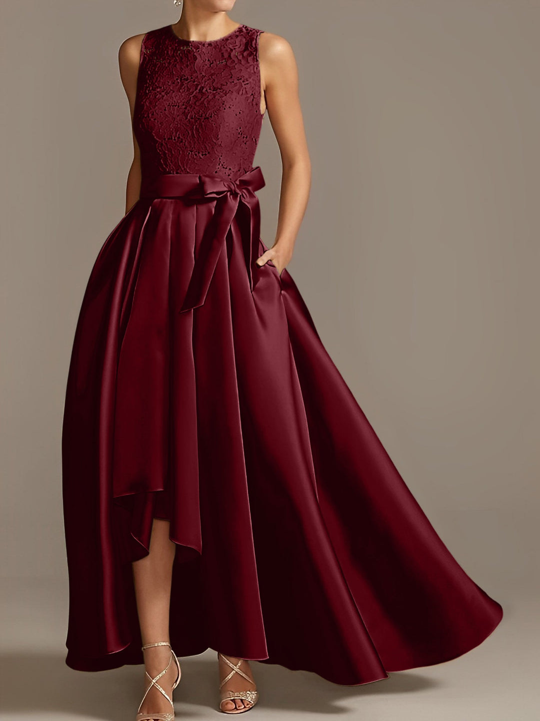 Robe de Mère de la Mariée Asymétrique Sans Manches à Col en V et à Plis