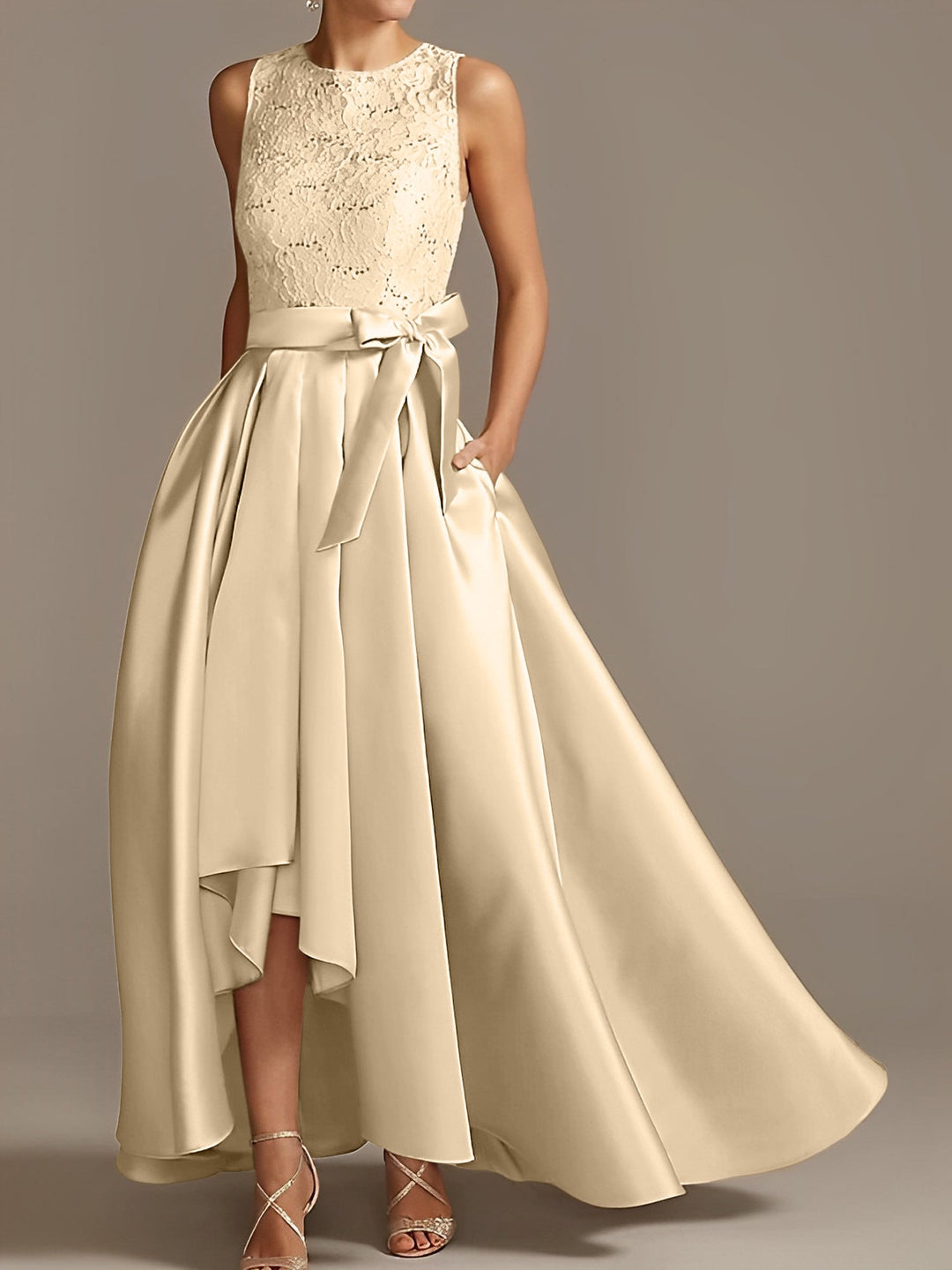 Robe de Mère de la Mariée Asymétrique Sans Manches à Col en V et à Plis