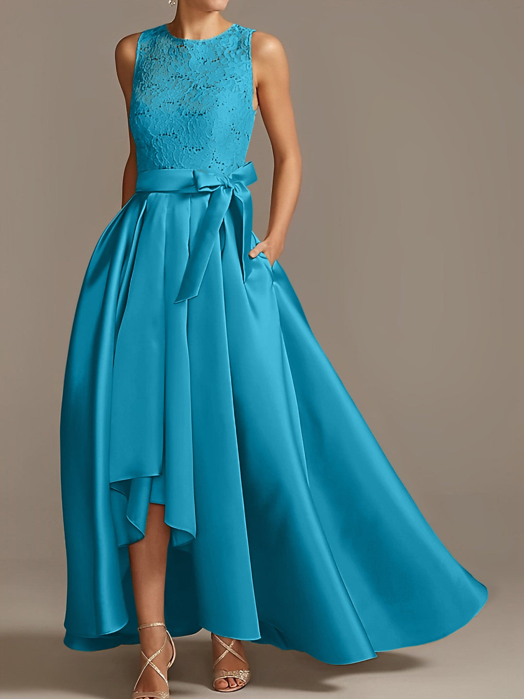 Robe de Mère de la Mariée Asymétrique Sans Manches à Col en V et à Plis