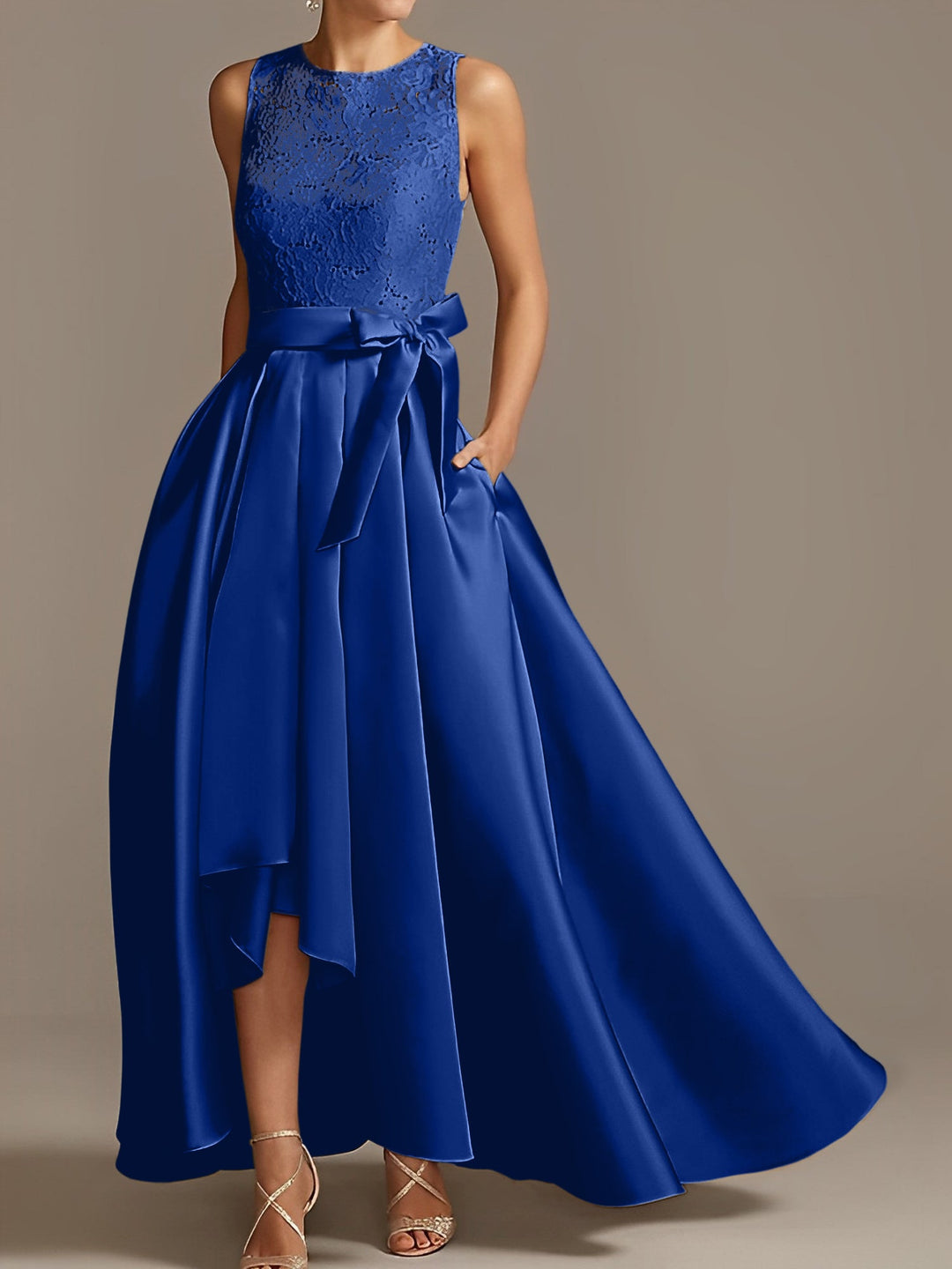 Robe de Mère de la Mariée Asymétrique Sans Manches à Col en V et à Plis