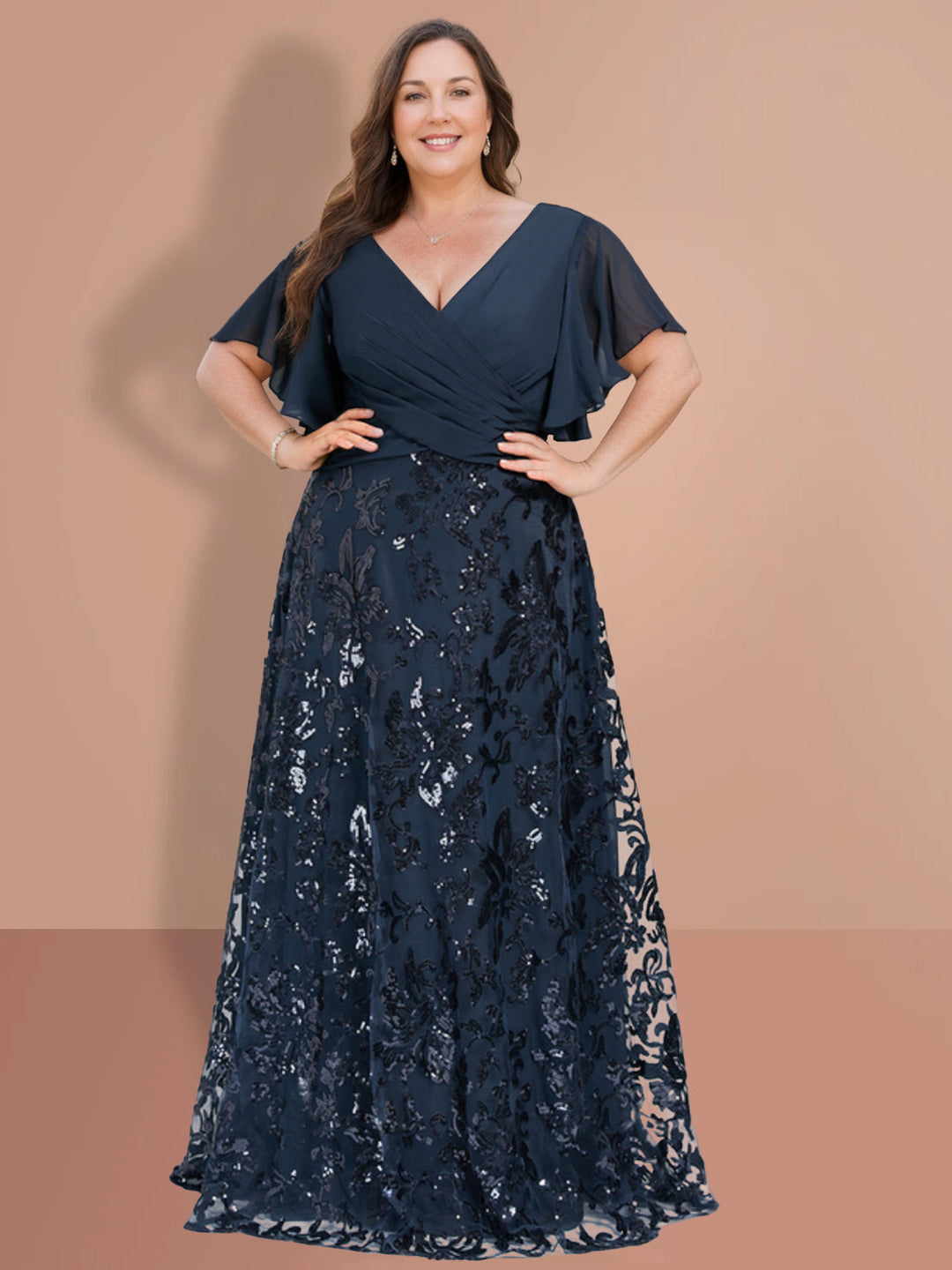 Robe de Mère de la Mariée Coupe A-Line/Princess à Col en V et Manches Courtes, Longueur Au Sol, avec Paillettes