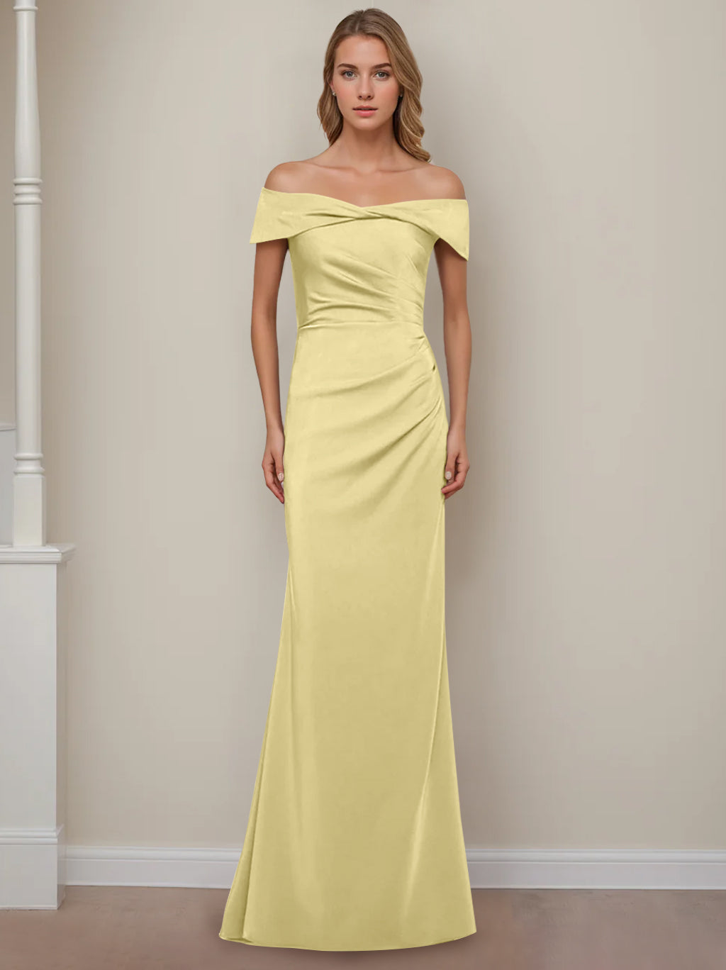 Robe de Mère de la Mariée Fourreau/Colonne à Épaules Dénudées et Manches Courtes, Longueur Au Sol, avec Volants