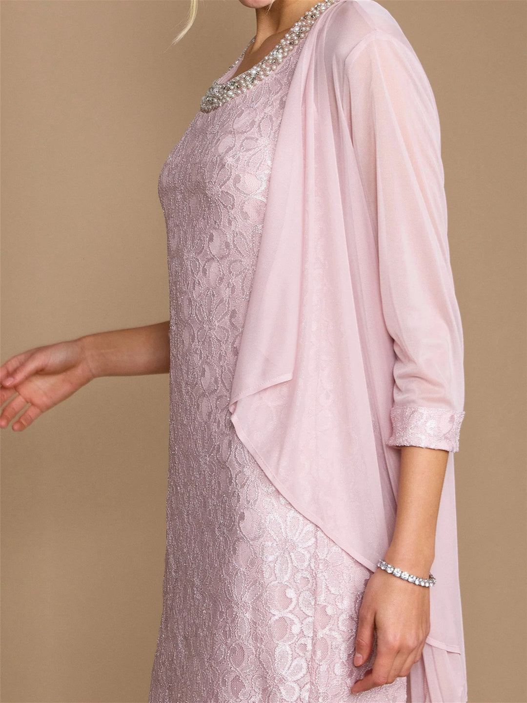 Robe de Mère de la Mariée Fourreau/Colonne à Manches Mi-Longues et à Col en V avec Veste et Broderie
