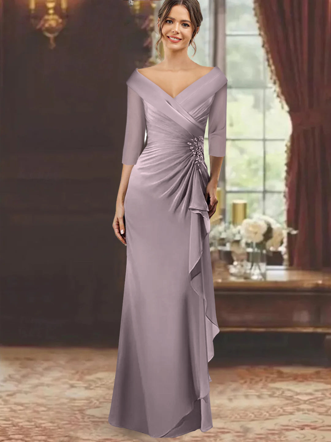 Robe de Mère de la Mariée Fourreau/Colonne à Col en V et Manches Mi-Longues avec Volants et Appliqués