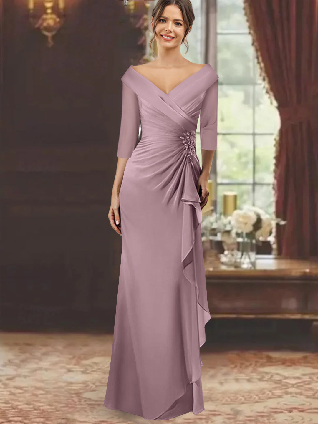 Robe de Mère de la Mariée Fourreau/Colonne à Col en V et Manches Mi-Longues avec Volants et Appliqués