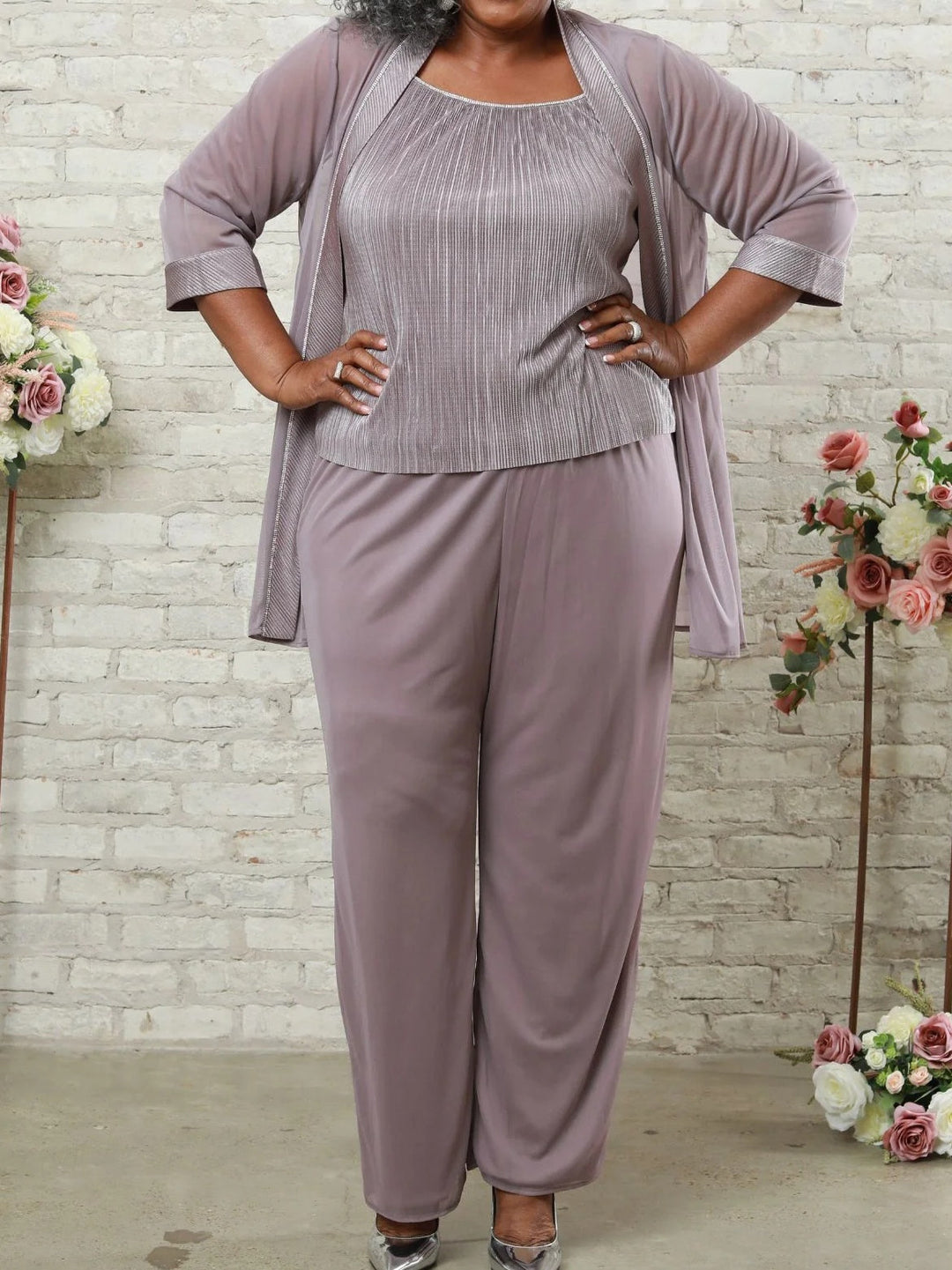 Polyester 3 Morceaux Carré Neck 3/4 Length Sleeves Plus Taille Robes Mère de La Mariée avec veste & Sheer Sleeves