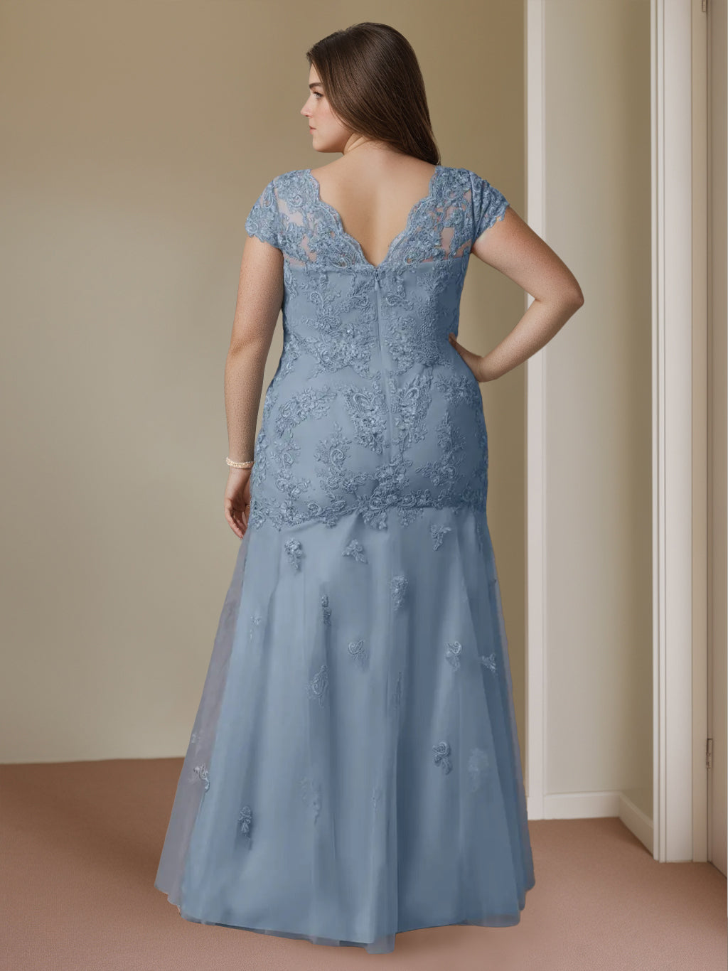 Robe de Mère de la Mariée Grande Taille à Manches Courtes et Décolleté en Cœur, Style Sirène, avec Dentelle, Perles et Paillettes