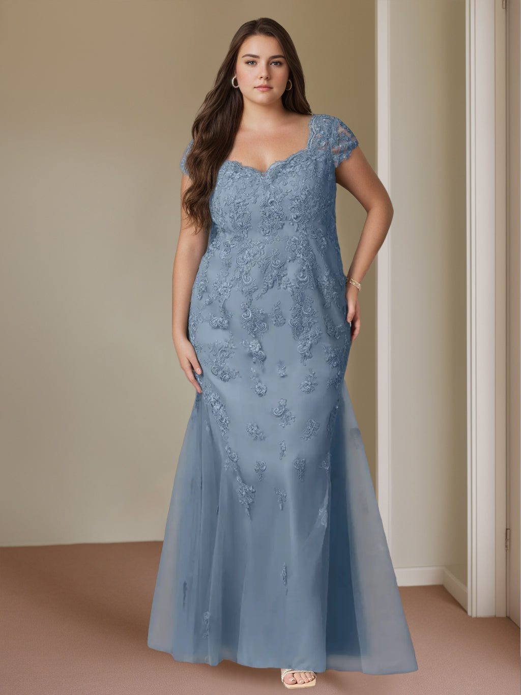 Robe de Mère de la Mariée Grande Taille à Manches Courtes et Décolleté en Cœur, Style Sirène, avec Dentelle, Perles et Paillettes