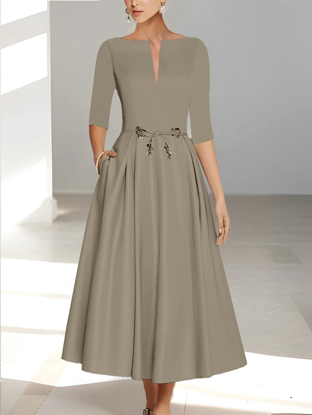 Robes de Mère de la Mariée et Du Marié Coupe A-Line/Princess à Demi-Manches et Longueur Cheville avec Poches