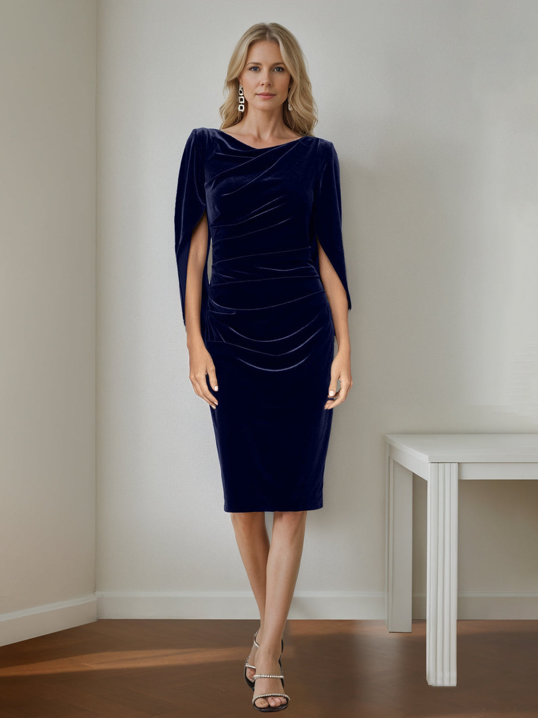 Robe de Mère de la Mariée en Velours à Volants, Coupe A-Line/Princess, Manches Mi-Longues, Longueur Genou