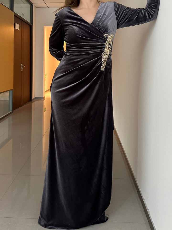 Robe de Mère de la Mariée en Velours à Volants, Coupe A-Line/Princess, Col en V, Manches Longues, Longueur Au Sol