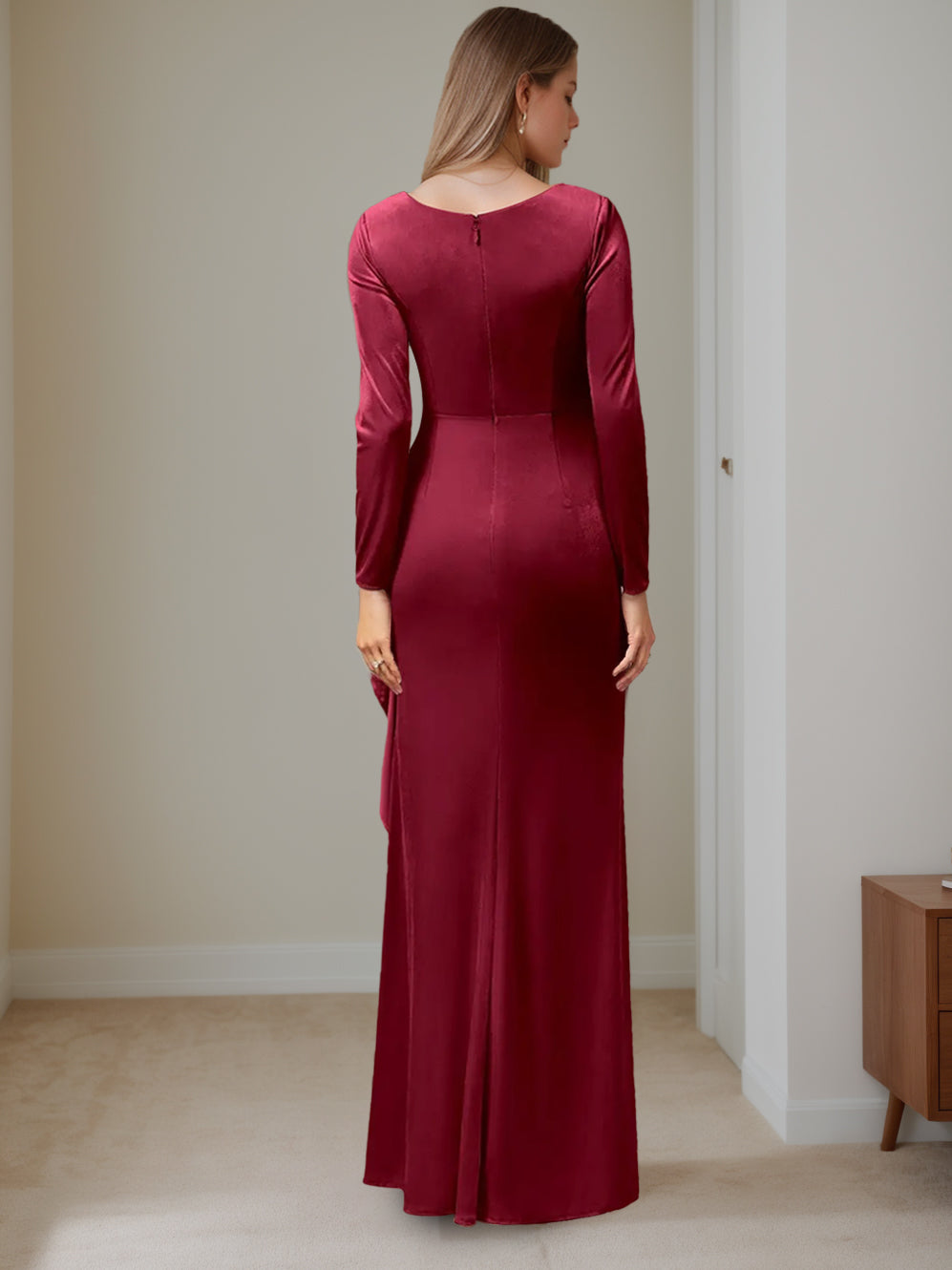 Robe de Mère de la Mariée en Velours à Volants, Coupe A-Line/Princess, Col en V, Manches Longues, Longueur Au Sol