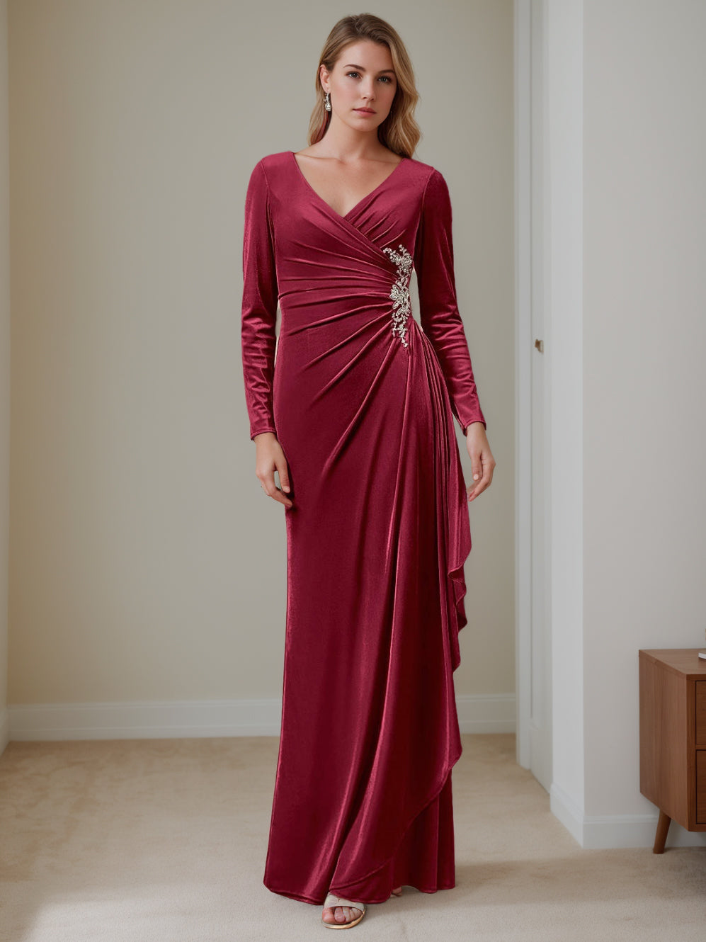 Robe de Mère de la Mariée en Velours à Volants, Coupe A-Line/Princess, Col en V, Manches Longues, Longueur Au Sol