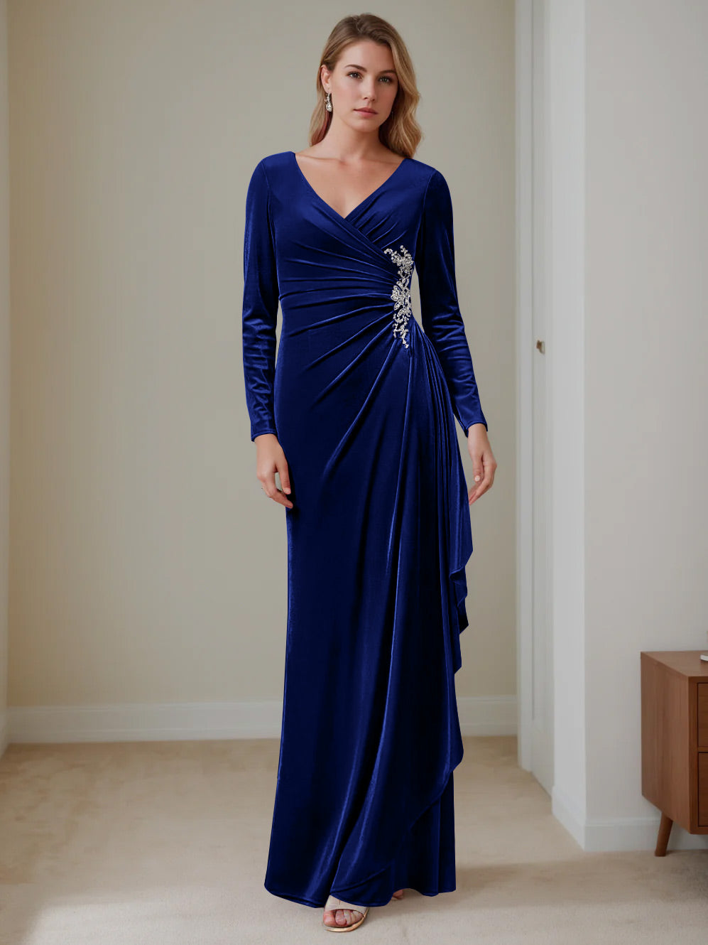 Robe de Mère de la Mariée en Velours à Volants, Coupe A-Line/Princess, Col en V, Manches Longues, Longueur Au Sol