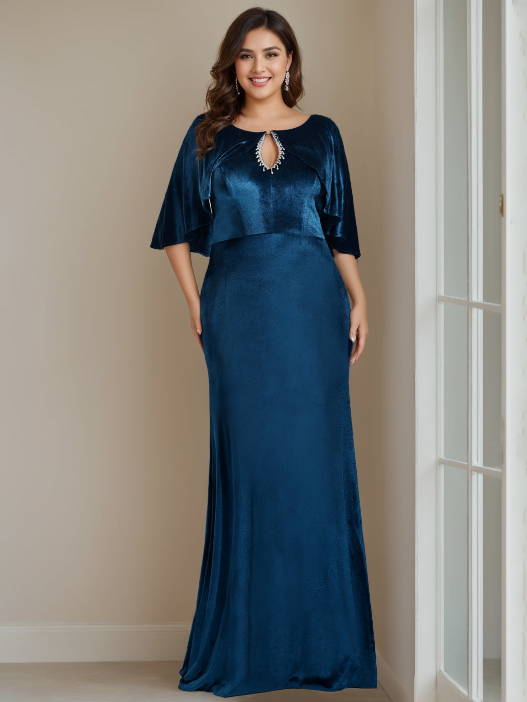 Robe de Mère de la Mariée en Velours Grande Taille, Col Rond, Manches Mi-Longues, Longueur Au Sol, avec Perles, Appliques et Paillettes