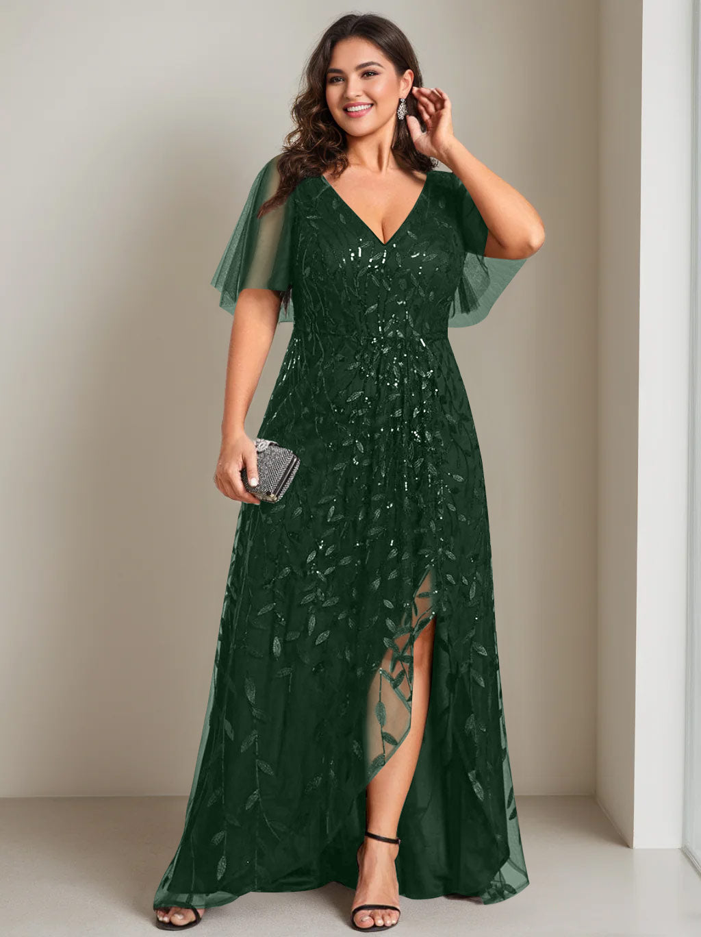 Robe de Mère de la Mariée Asymétrique Grande Taille à Col en V et Manches Courtes, Coupe A-Line/Princess, avec Paillettes