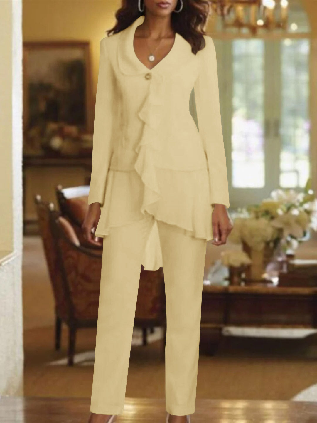 Tailleur-Pantalon Blanc à Col en V et Manches Longues pour Mère de la Mariée avec Volants