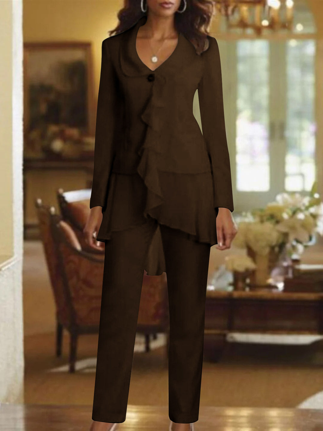Tailleur-Pantalon Blanc à Col en V et Manches Longues pour Mère de la Mariée avec Volants