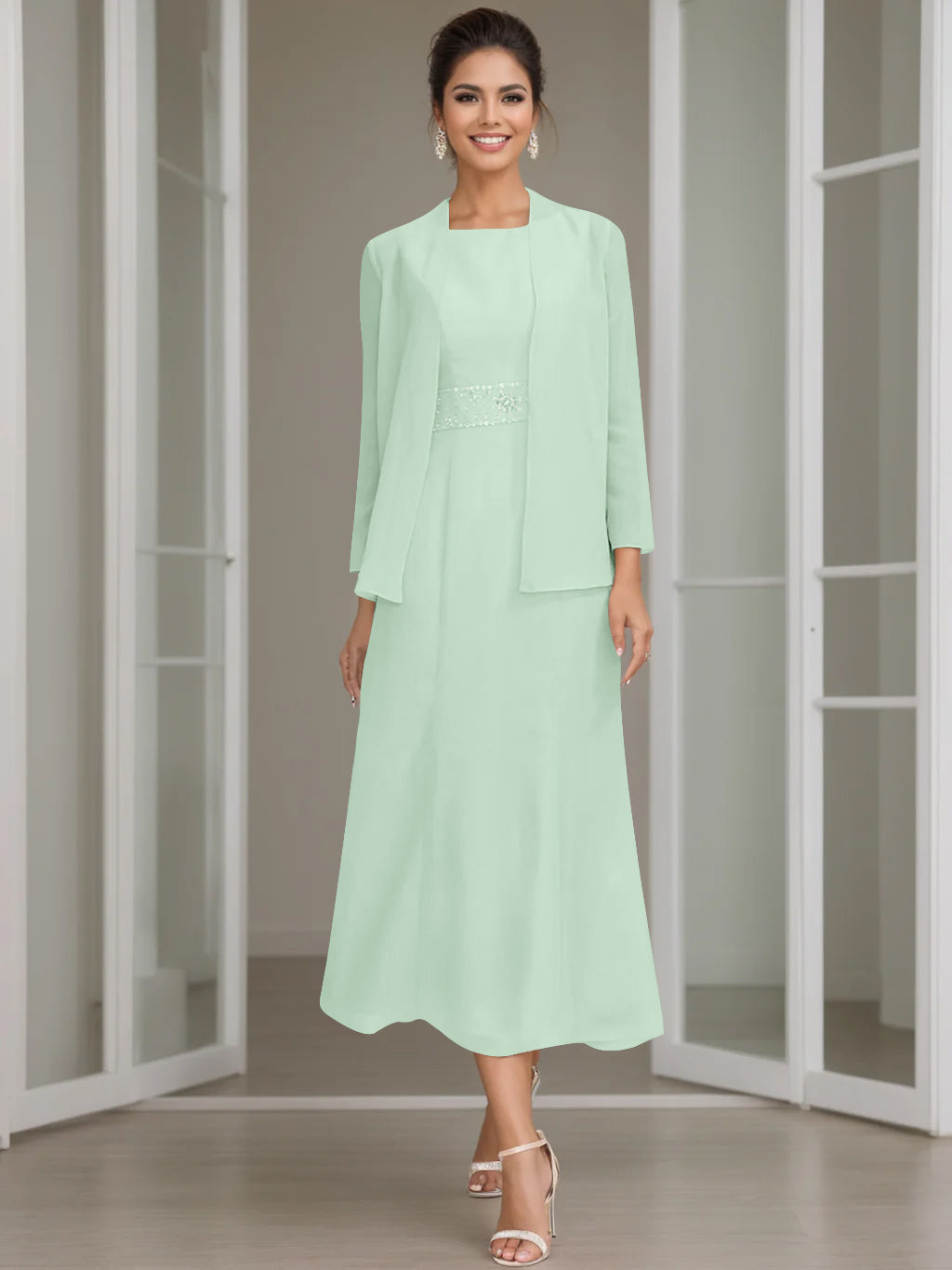 Gaine/Colonne Collier Bijou Tea Length Robes Mère de La Mariée avec veste & Perles