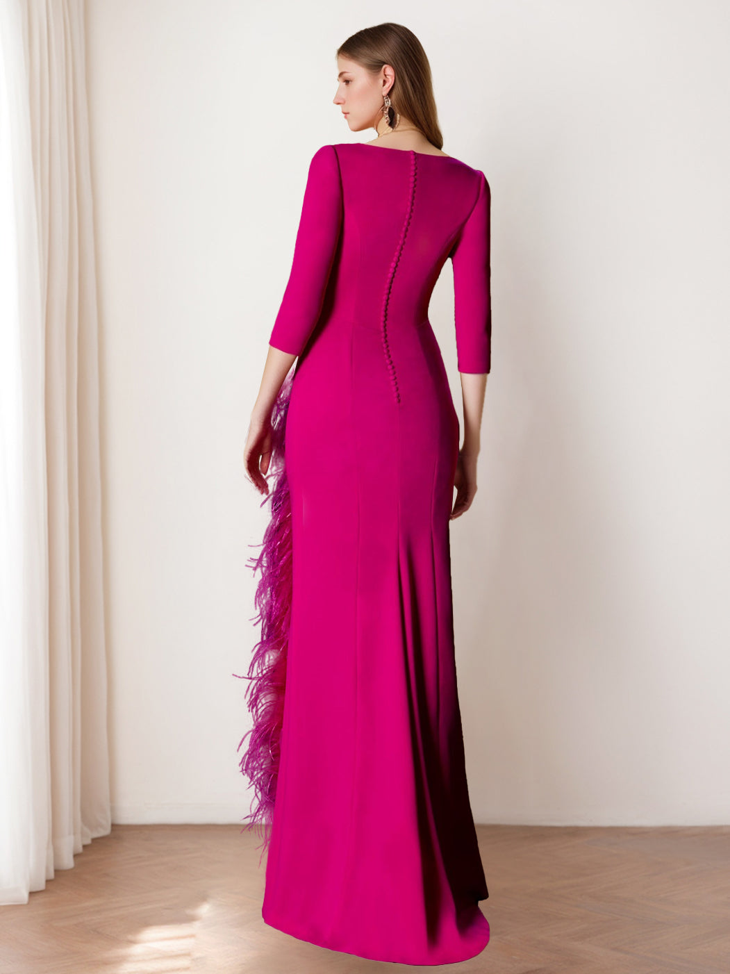 Robe de Mère de la Mariée Fourreau/Colonne à Col en V et Manches 3/4 Au Sol avec Plumes