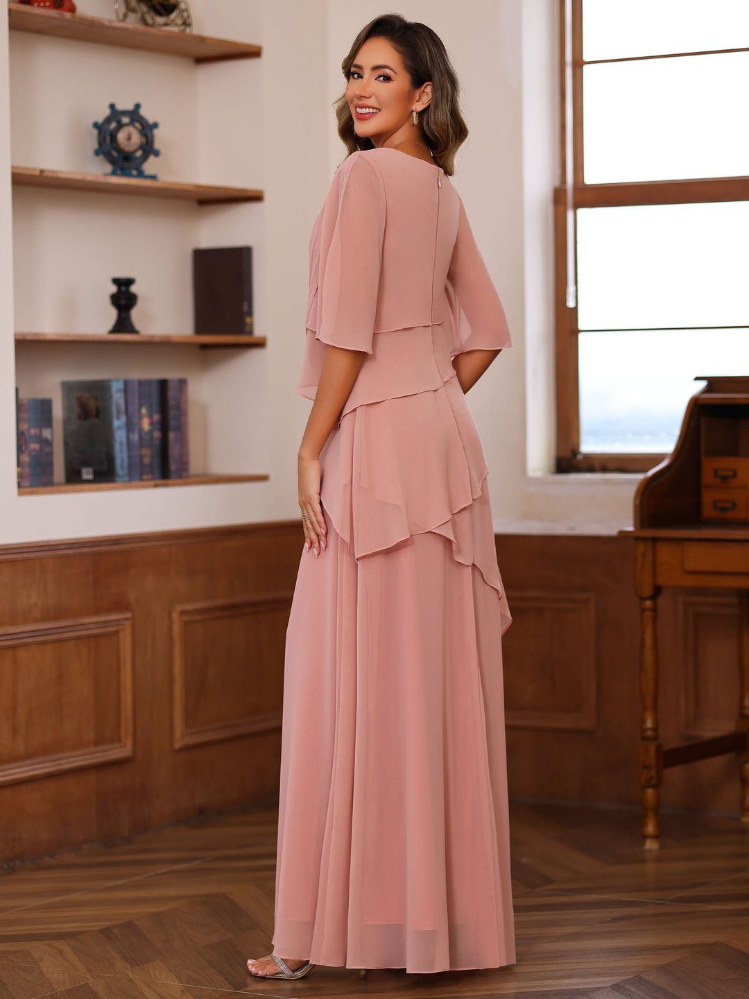 Robe de Mère de la Mariée Coupe A-Line/Princesse, Col Rond, Manches Mi-Longues, Longueur Au Sol, avec Volants