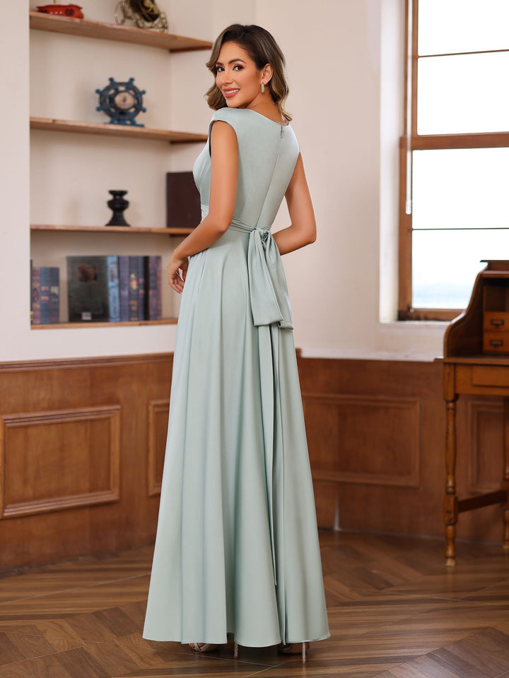 Robe de Mère de la Mariée Coupe A-Line/Princess à Encolure Dégagée et Manches Courtes, Longueur Au Sol, avec Volants