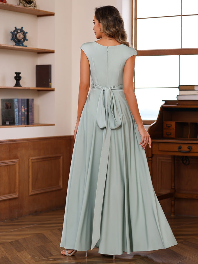 Robe de Mère de la Mariée Coupe A-Line/Princess à Encolure Dégagée et Manches Courtes, Longueur Au Sol, avec Volants