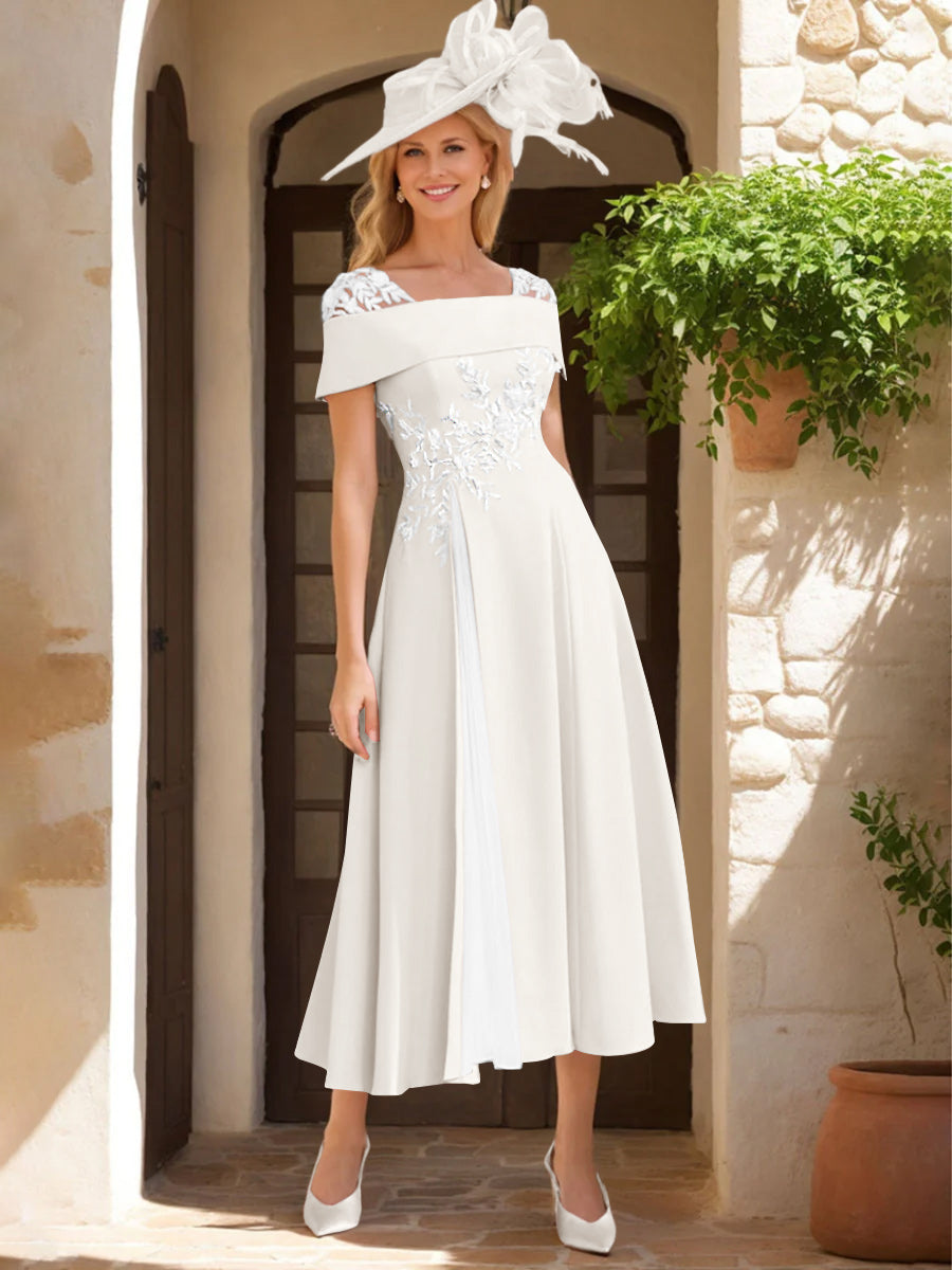 Robe de Mère de La Mariée Ligne A/Princesse, Satin Élastique, Col Carré, Manches Courtes, Volants et Appliqués