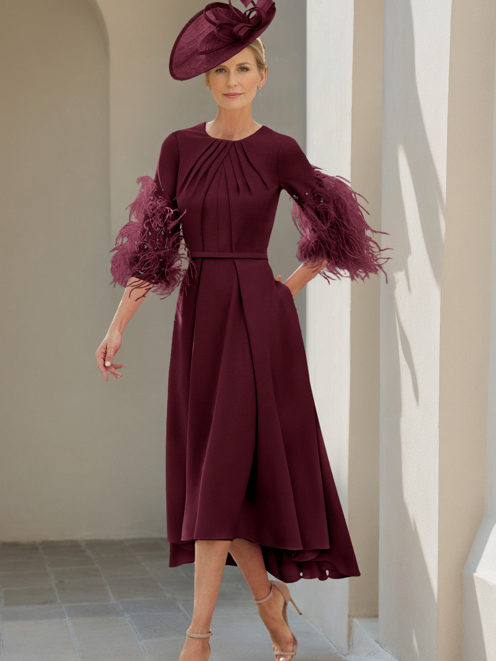 Ligne A/Princesse Scoop Demi-manches Longueur de Thé Robes Mère de La Mariée avec Feathers