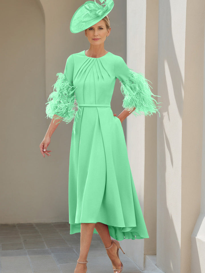 Ligne A/Princesse Scoop Demi-manches Longueur de Thé Robes Mère de La Mariée avec Feathers