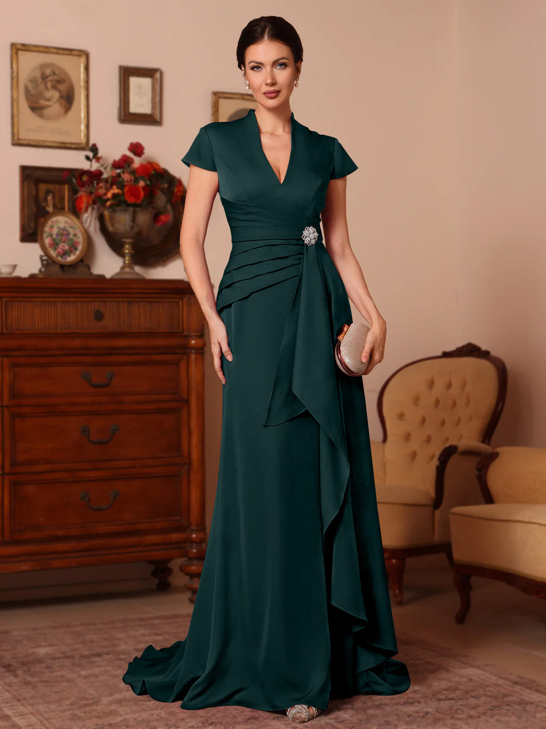 Trompette/Sirène Col en V Satin Extensible Robes Mère de La Mariée Manches Courtes Longueur du Sol Froufrous