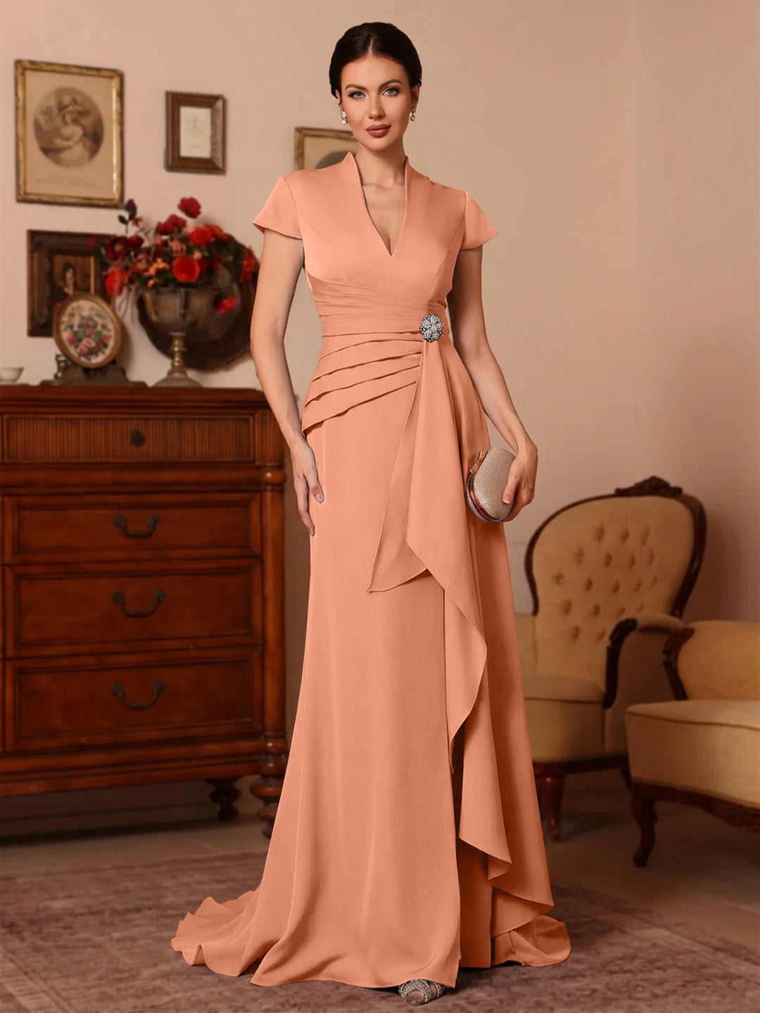 Trompette/Sirène Col en V Satin Extensible Robes Mère de La Mariée Manches Courtes Longueur du Sol Froufrous