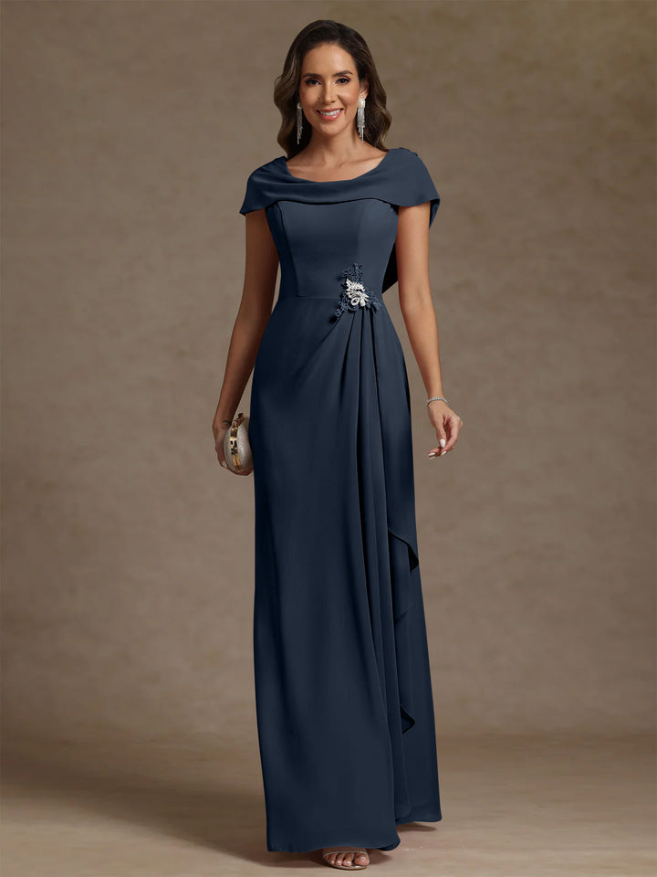 Robe mère de la mariée fourreau mousseline, col drapé, sans manches, longueur sol, strass et volants