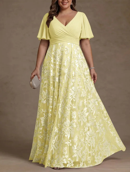 Robe Mère de la Mariée, Taille Plus, Ligne A/Princese, Col en V, Dentelle, Froncée, Manches Courtes, Longueur au Sol, Mousseline