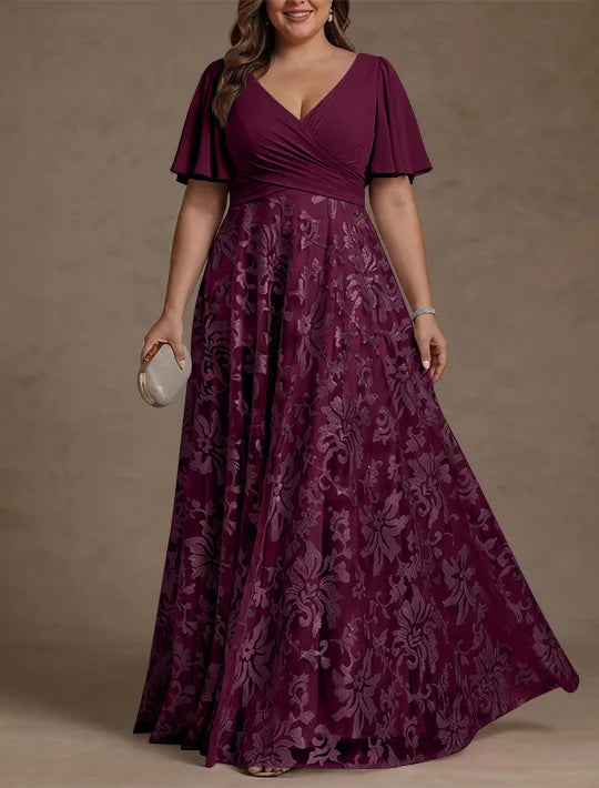 Robe Mère de la Mariée, Taille Plus, Ligne A/Princese, Col en V, Dentelle, Froncée, Manches Courtes, Longueur au Sol, Mousseline