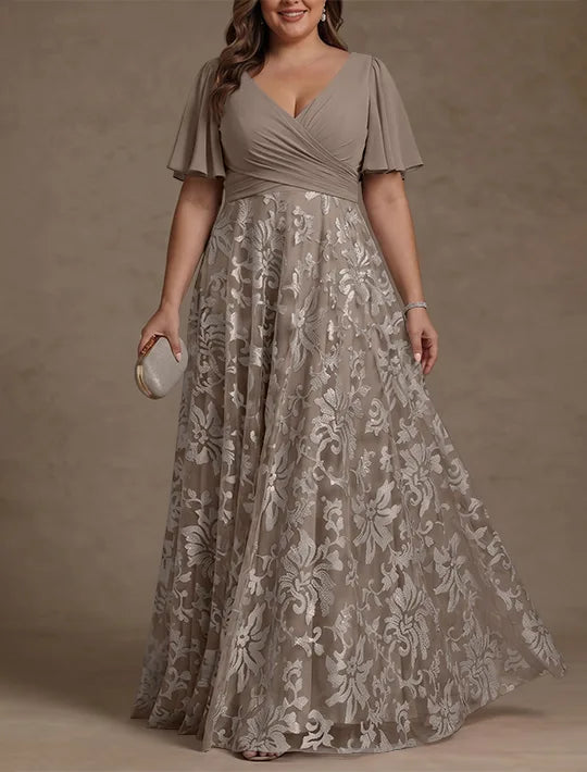 Robe Mère de la Mariée, Taille Plus, Ligne A/Princese, Col en V, Dentelle, Froncée, Manches Courtes, Longueur au Sol, Mousseline