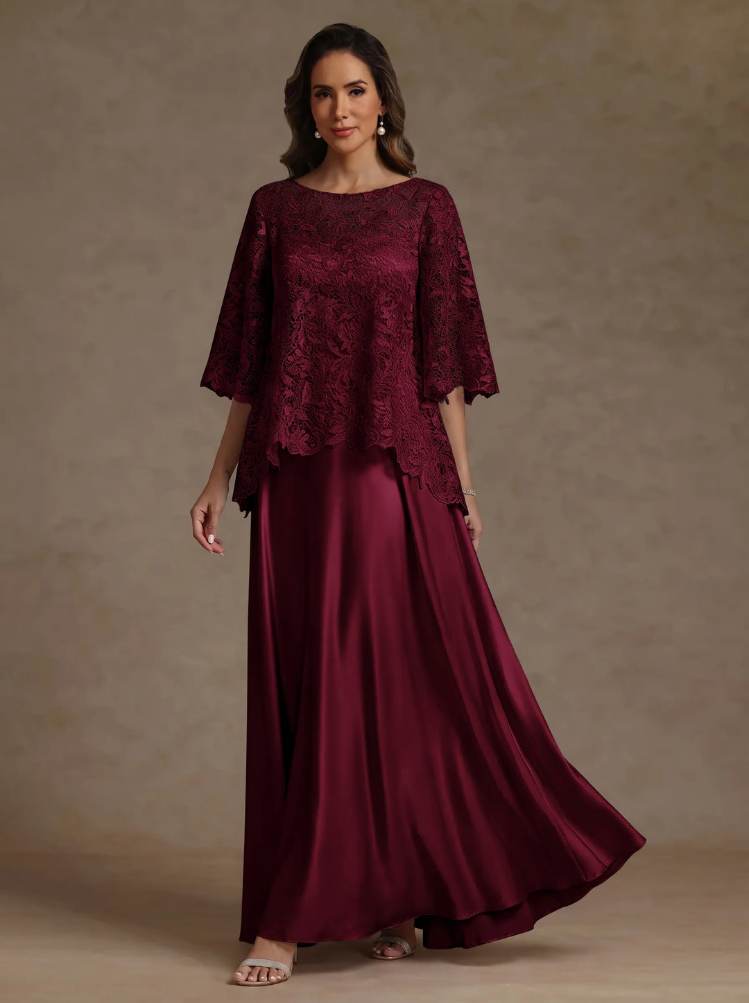 Ensemble 2 pièces mère de la mariée satin soie ligne A, col rond, manches courtes, longueur sol, dentelle