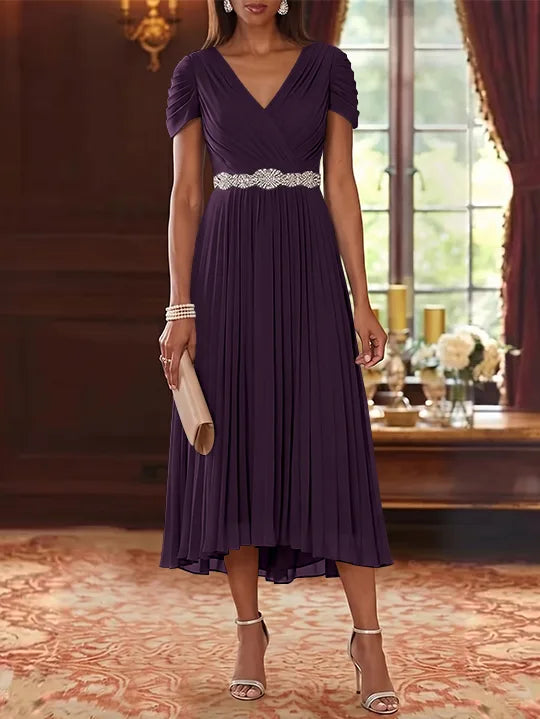Robe Mère de la Mariée, Ligne A/Princesse, Col en V, Mousseline, Manches Courtes, Longueur du Thé, Plissée, avec Ceinture