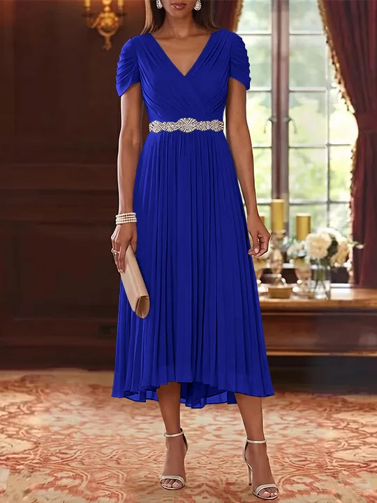 Robe Mère de la Mariée, Ligne A/Princesse, Col en V, Mousseline, Manches Courtes, Longueur du Thé, Plissée, avec Ceinture