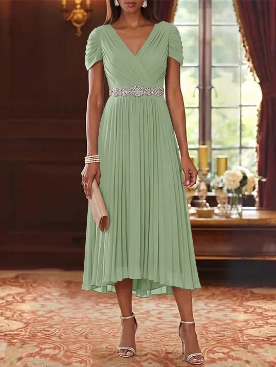 Robe Mère de la Mariée, Ligne A/Princesse, Col en V, Mousseline, Manches Courtes, Longueur du Thé, Plissée, avec Ceinture