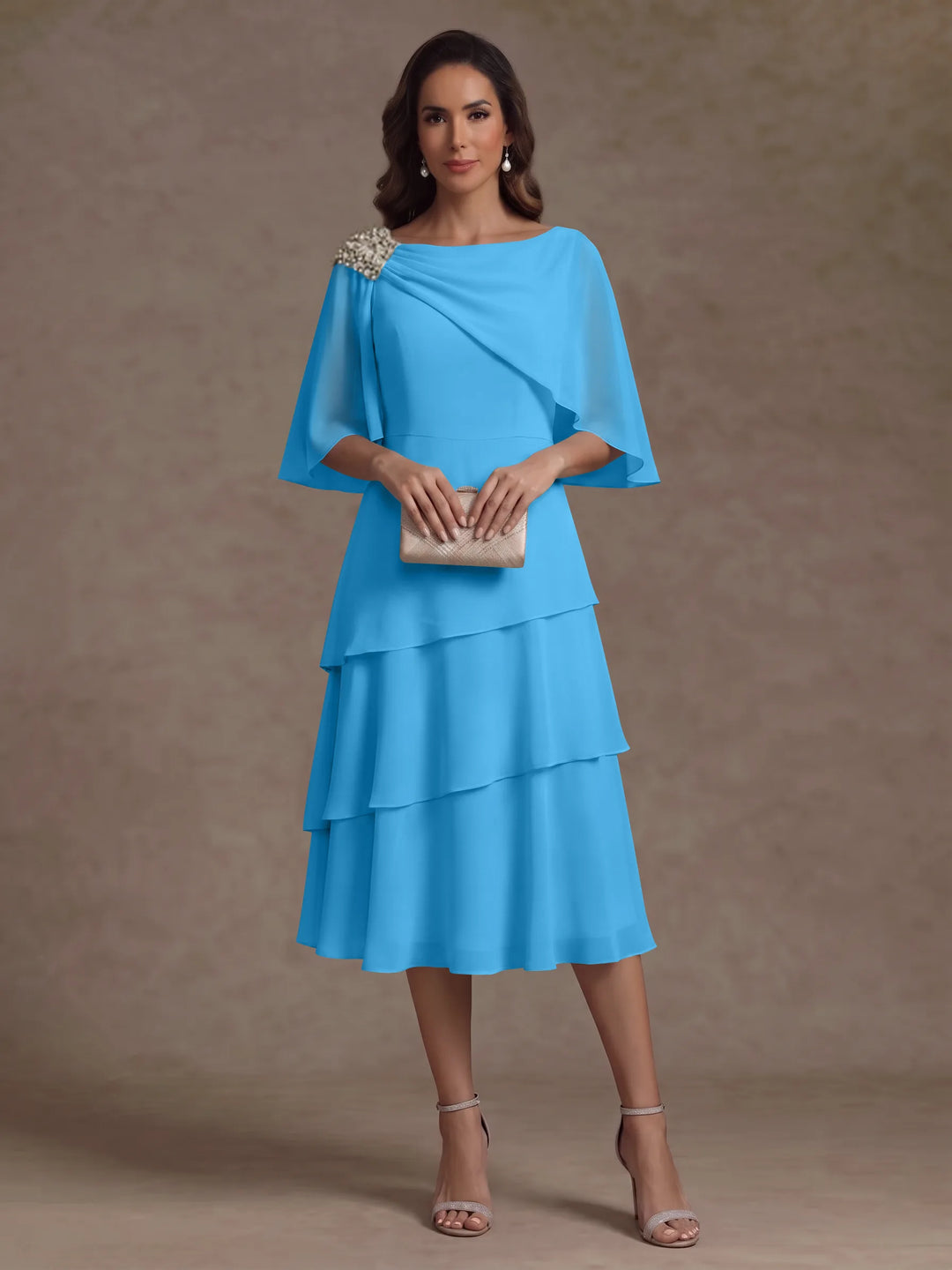 Robe Mère de la Mariée en Mousseline, Col Bateau, Ligne A/Princesse, Longueur Midi, Manches Cape, à Volants