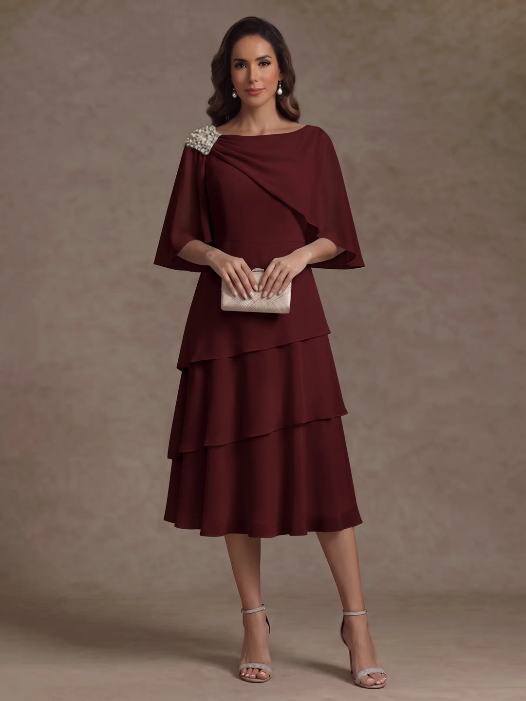 Robe Mère de la Mariée en Mousseline, Col Bateau, Ligne A/Princesse, Longueur Midi, Manches Cape, à Volants